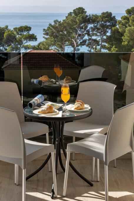 Apartment Hrvoje -nur 50m Bis Zum - Makarska Exklusiv *